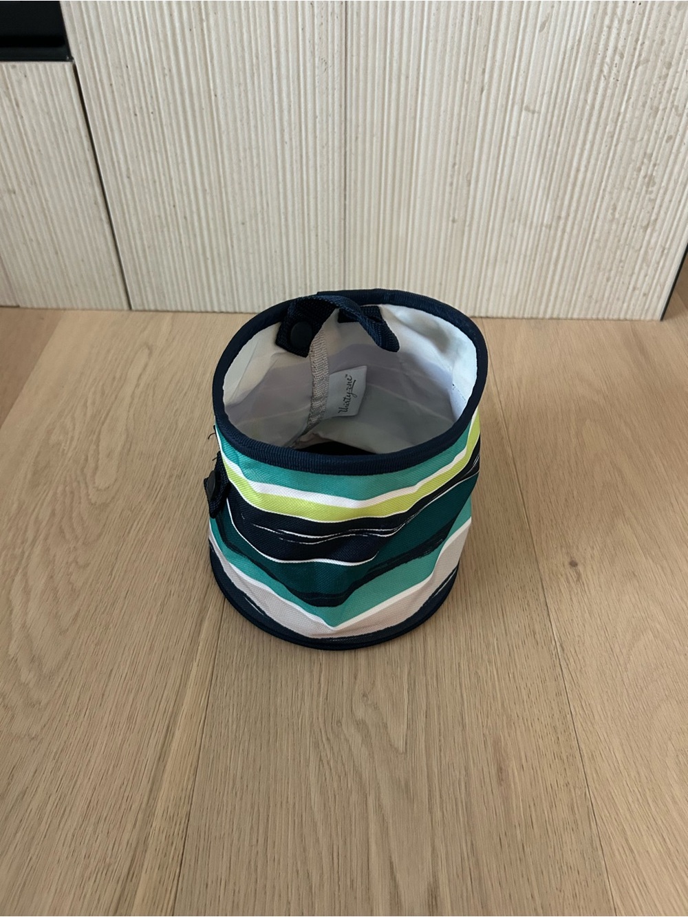 Thirty-One Items - Picture 6 of 13
